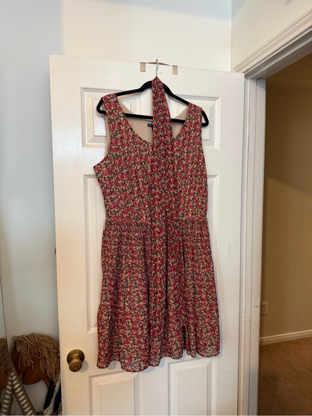 Vintage Floral Sleeveless Dress in Rose Pink